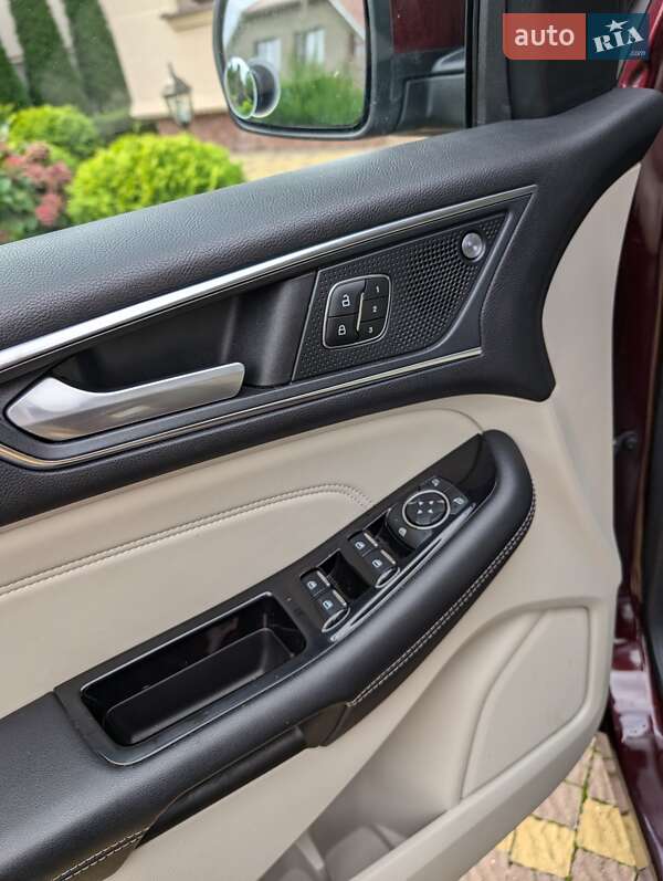 Внедорожник / Кроссовер Ford Edge 2019 в Ужгороде