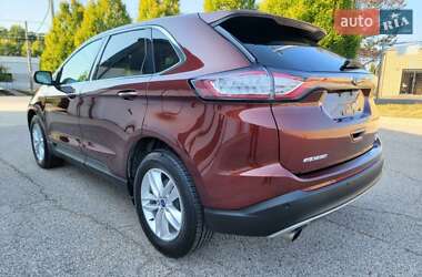Внедорожник / Кроссовер Ford Edge 2016 в 