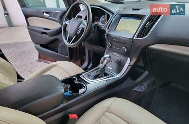 Внедорожник / Кроссовер Ford Edge 2016 в 