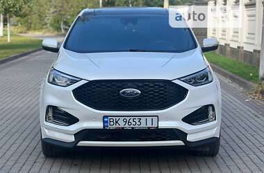 Позашляховик / Кросовер Ford Edge 2019 в Рівному