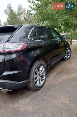 Позашляховик / Кросовер Ford Edge 2015 в Казанці