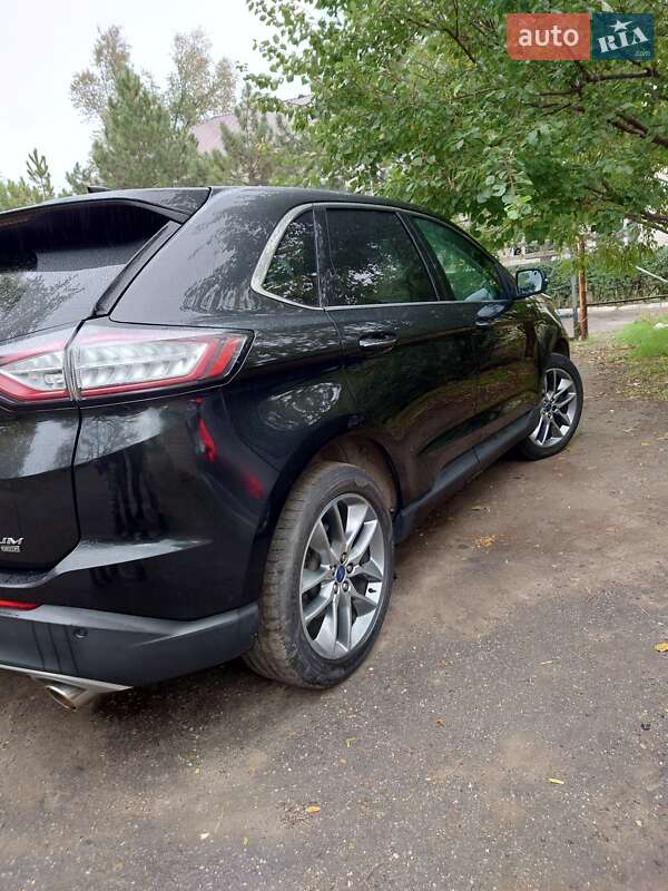 Внедорожник / Кроссовер Ford Edge 2015 в Казанке