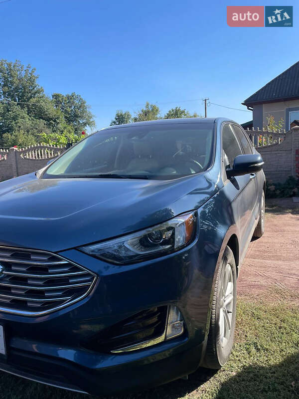 Внедорожник / Кроссовер Ford Edge 2019 в Коростене