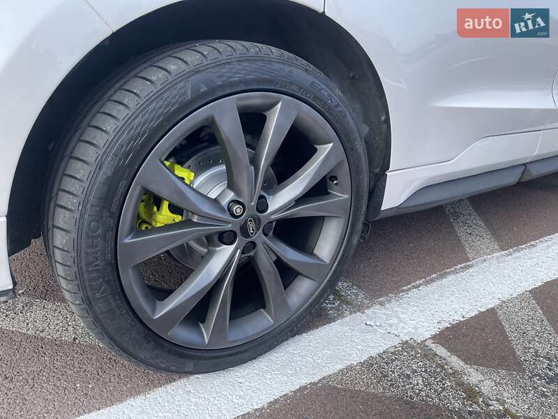 Позашляховик / Кросовер Ford Edge 2016 в Чорноморську