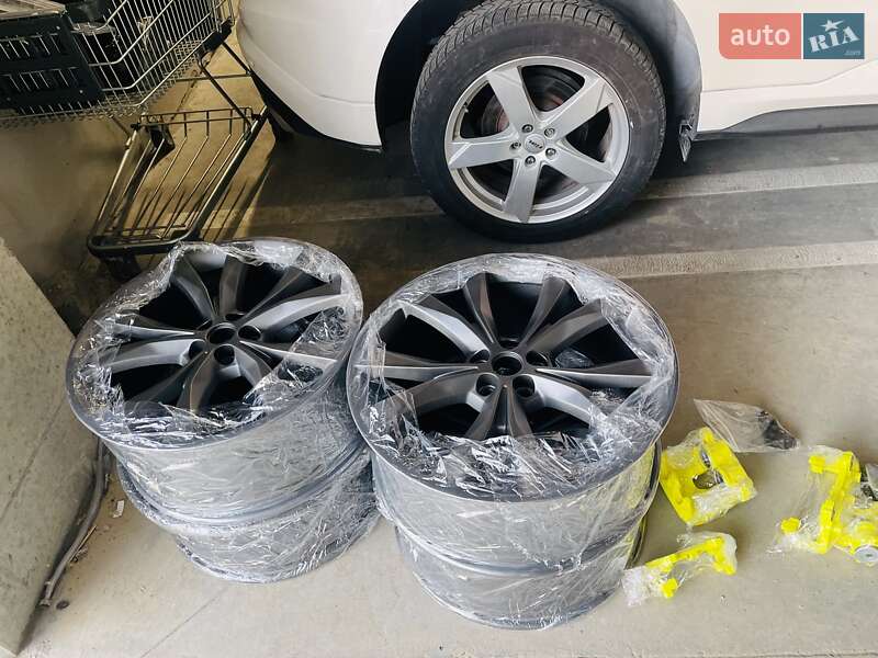 Позашляховик / Кросовер Ford Edge 2016 в Чорноморську