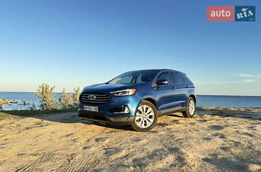 Внедорожник / Кроссовер Ford Edge 2019 в 