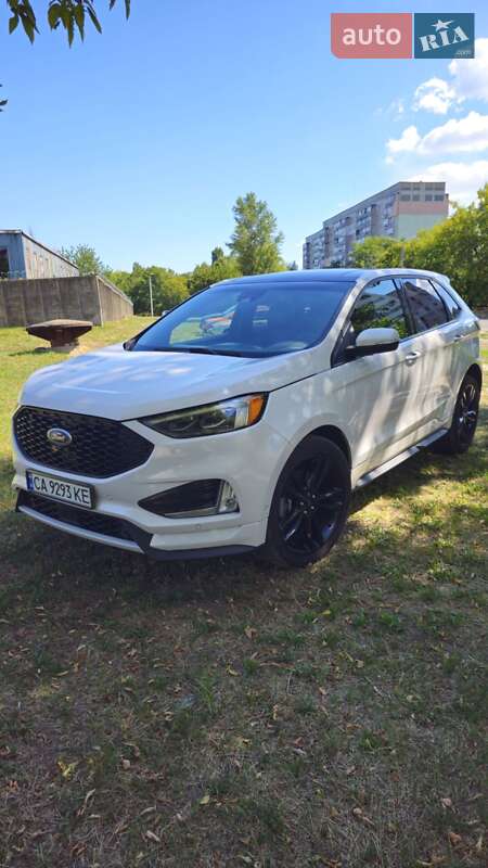 Позашляховик / Кросовер Ford Edge 2018 в Черкасах