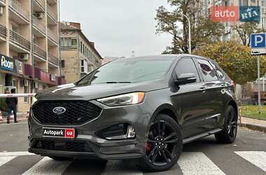 Позашляховик / Кросовер Ford Edge 2019 в 
