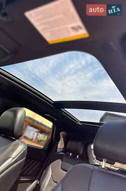Внедорожник / Кроссовер Ford Edge 2019 в 