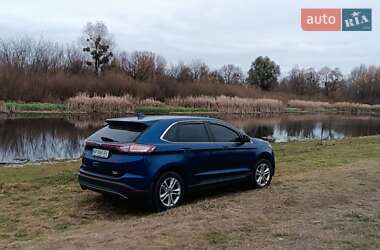 Внедорожник / Кроссовер Ford Edge 2015 в 