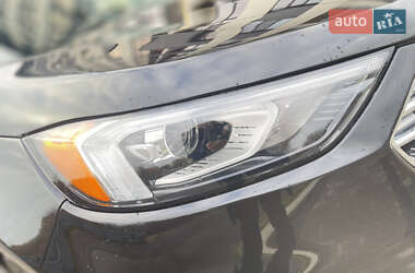 Внедорожник / Кроссовер Ford Edge 2019 в 