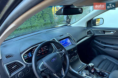Внедорожник / Кроссовер Ford Edge 2019 в 