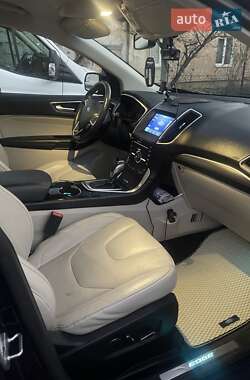 Позашляховик / Кросовер Ford Edge 2016 в Івано-Франківську