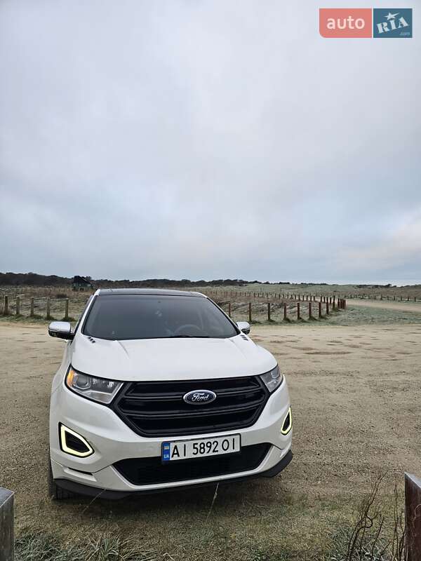 Ford Edge 2015