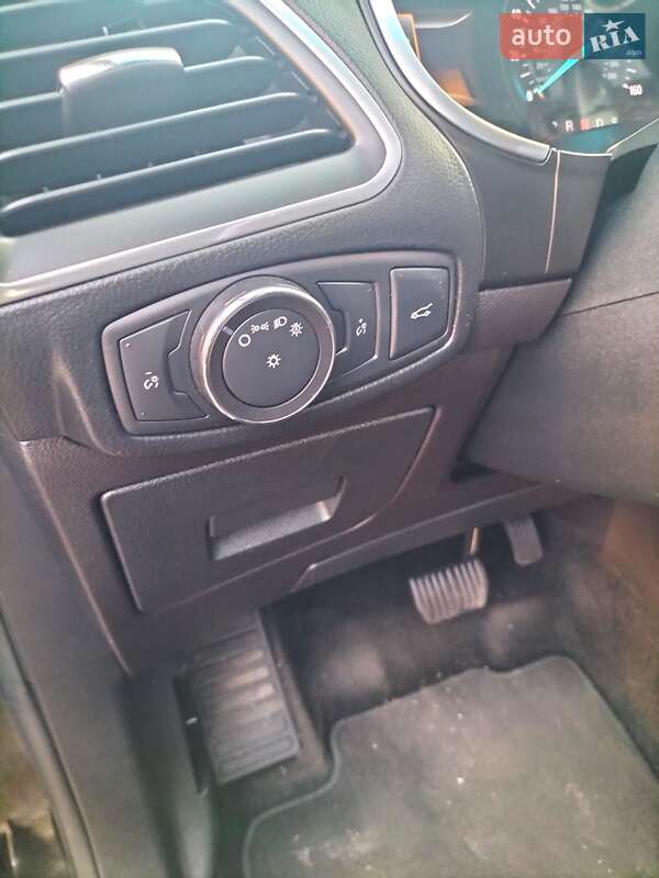 Внедорожник / Кроссовер Ford Edge 2015 в Полтаве