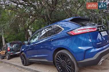 Внедорожник / Кроссовер Ford Edge 2020 в 