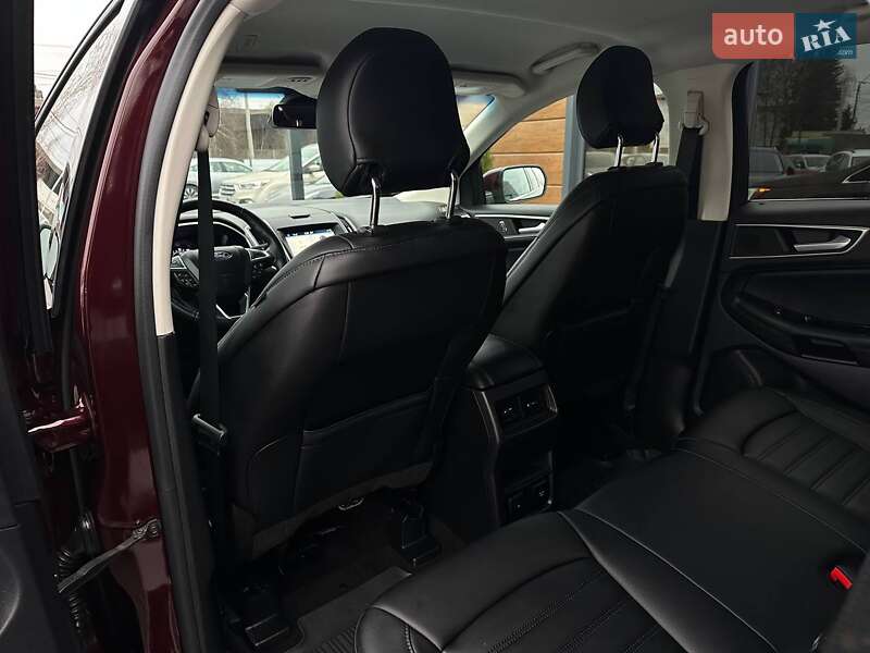 Позашляховик / Кросовер Ford Edge 2019 в Рівному