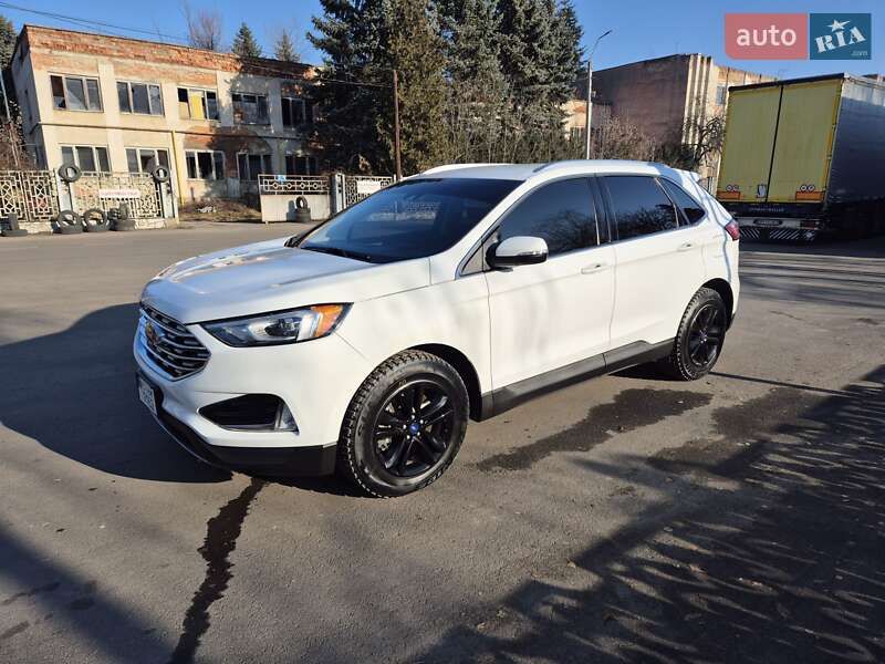 Позашляховик / Кросовер Ford Edge 2020 в Тячеві