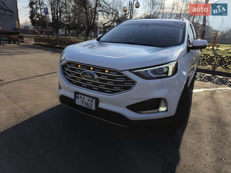 Позашляховик / Кросовер Ford Edge 2020 в Тячеві