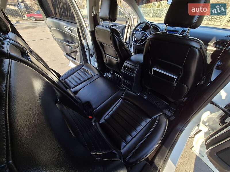 Позашляховик / Кросовер Ford Edge 2020 в Тячеві