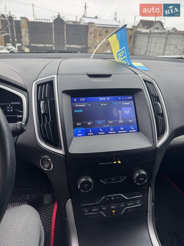 Внедорожник / Кроссовер Ford Edge 2018 в Ивано-Франковске