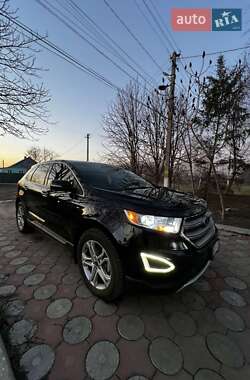 Внедорожник / Кроссовер Ford Edge 2017 в 