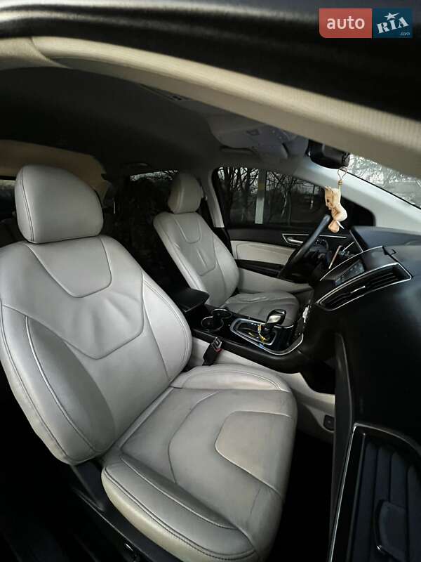 Внедорожник / Кроссовер Ford Edge 2017 в Каменском