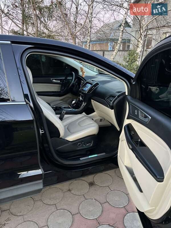 Внедорожник / Кроссовер Ford Edge 2017 в Каменском