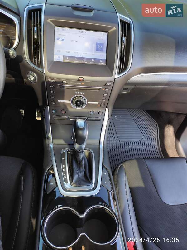 Внедорожник / Кроссовер Ford Edge 2016 в Черновцах