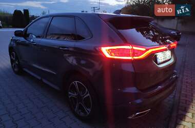 Внедорожник / Кроссовер Ford Edge 2016 в 
