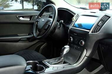Позашляховик / Кросовер Ford Edge 2017 в 