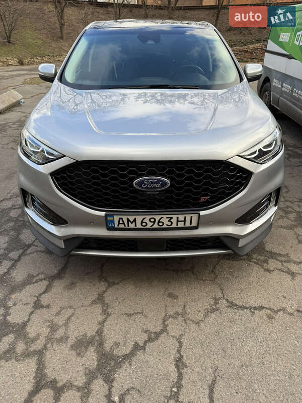Внедорожник / Кроссовер Ford Edge 2019 в Киеве