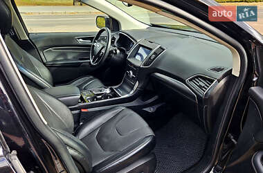 Внедорожник / Кроссовер Ford Edge 2018 в 
