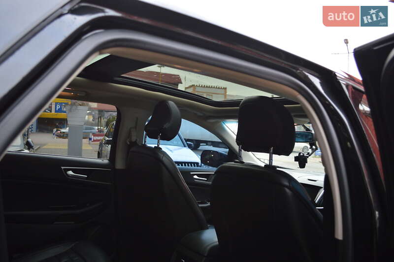 Позашляховик / Кросовер Ford Edge 2015 в Львові