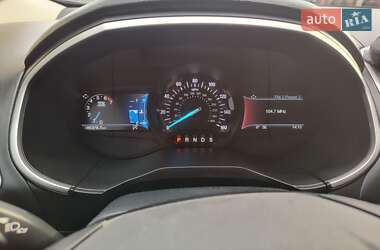 Внедорожник / Кроссовер Ford Edge 2019 в 