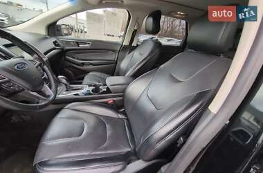 Внедорожник / Кроссовер Ford Edge 2017 в 