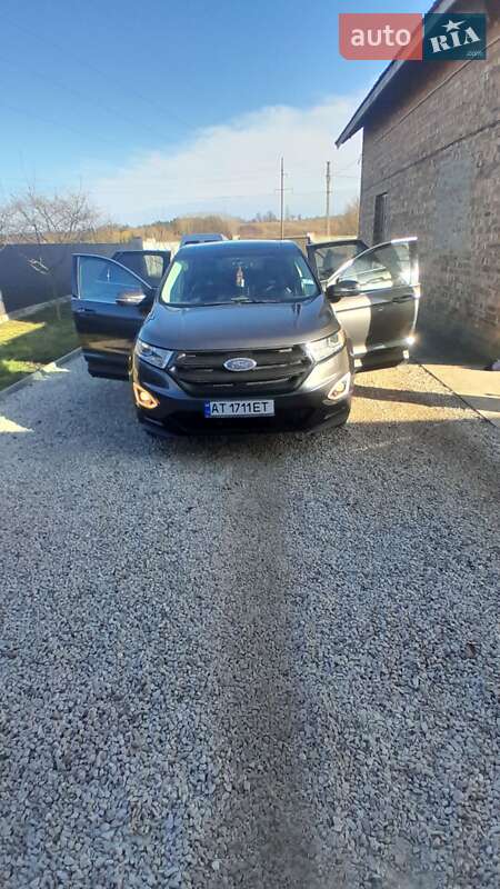 Позашляховик / Кросовер Ford Edge 2016 в Івано-Франківську