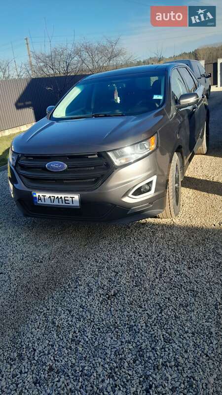 Позашляховик / Кросовер Ford Edge 2016 в Івано-Франківську