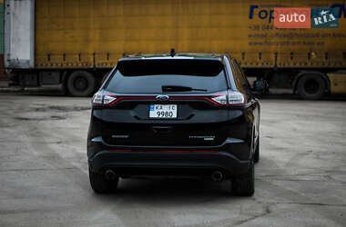 Внедорожник / Кроссовер Ford Edge 2015 в 