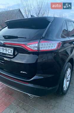 Внедорожник / Кроссовер Ford Edge 2016 в 
