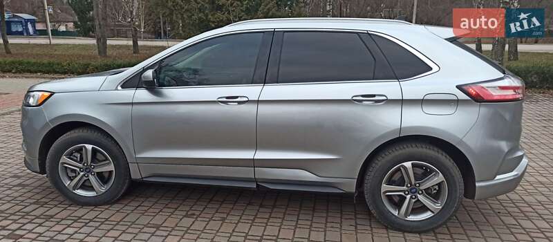 Позашляховик / Кросовер Ford Edge 2022 в Лубнах