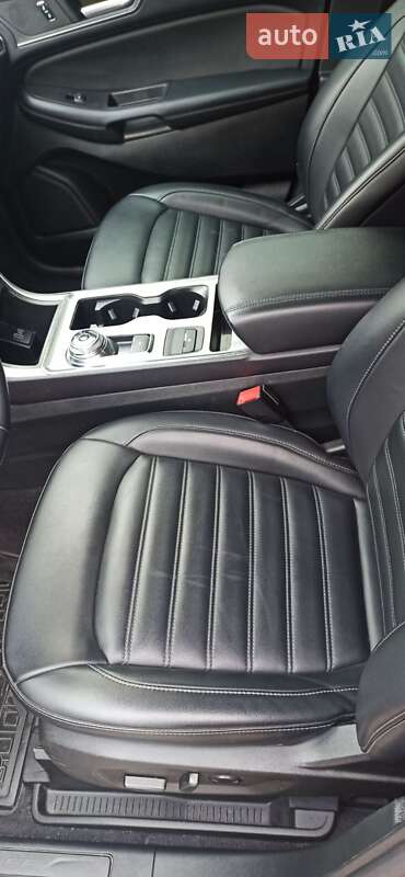 Позашляховик / Кросовер Ford Edge 2022 в Лубнах