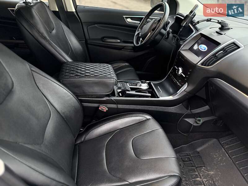 Внедорожник / Кроссовер Ford Edge 2019 в Александрие