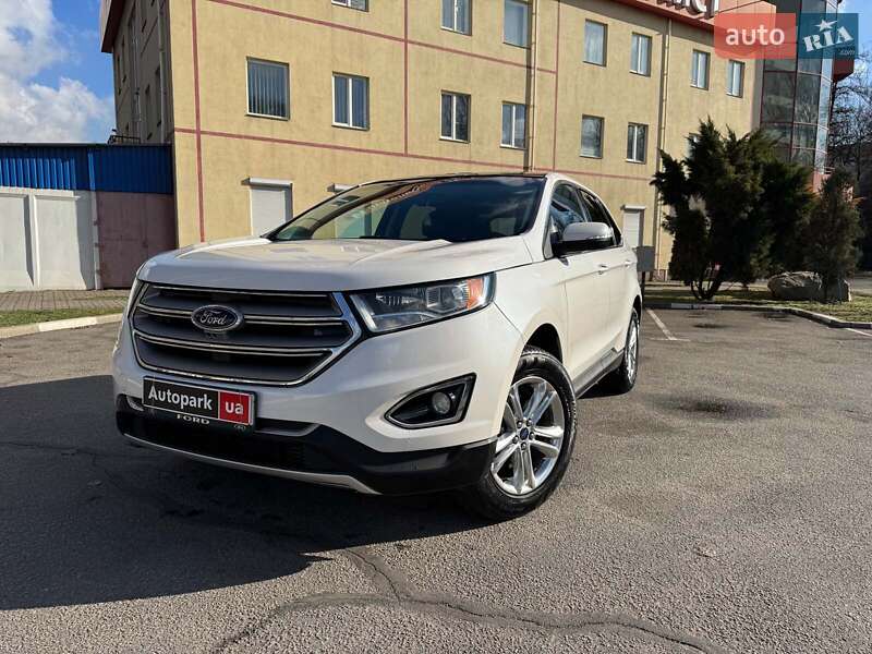Позашляховик / Кросовер Ford Edge 2015 в 