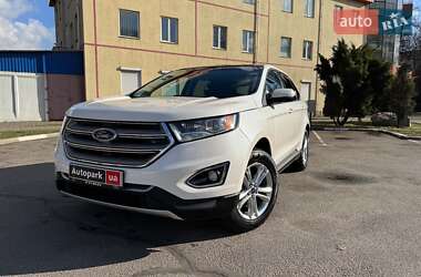 Позашляховик / Кросовер Ford Edge 2015 в 