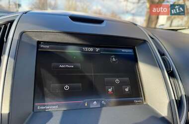 Позашляховик / Кросовер Ford Edge 2015 в 