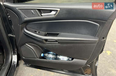 Внедорожник / Кроссовер Ford Edge 2015 в 