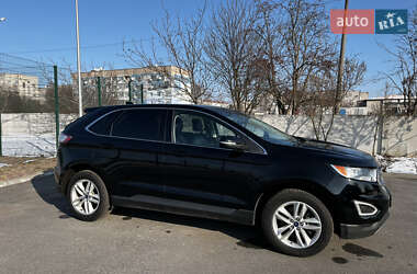 Внедорожник / Кроссовер Ford Edge 2017 в 