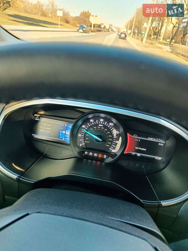 Внедорожник / Кроссовер Ford Edge 2016 в Ивано-Франковске