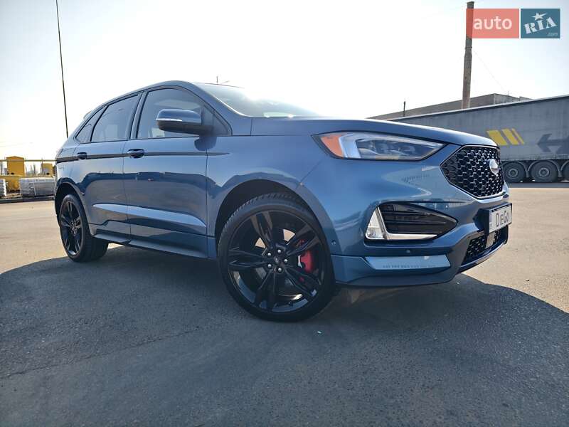 Внедорожник / Кроссовер Ford Edge 2018 в Нововолынске